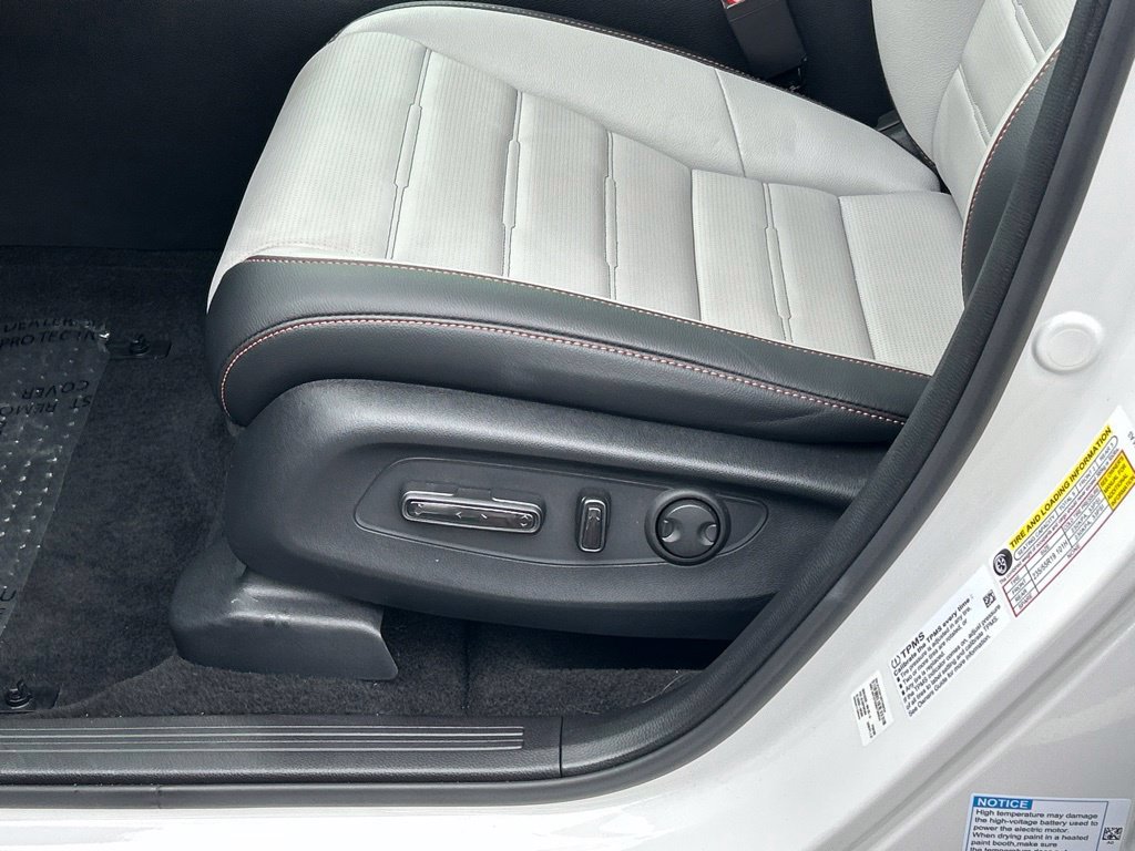 Used 2026 Honda CR-V Sport Touring image 17
