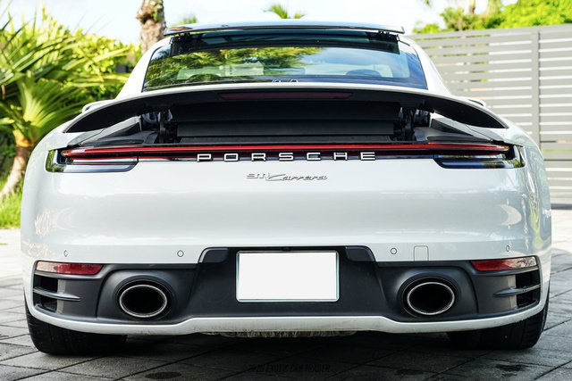 Used 2020 Porsche 911 Carrera RWD image 5