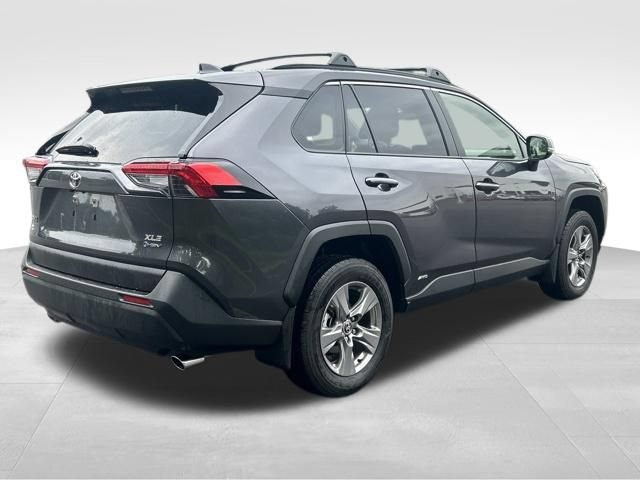 Certified 2025 Toyota RAV4 XLE AWD/4WD image 5