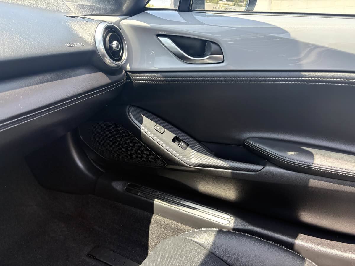 Used 2026 MAZDA MX-5 Miata RF Grand Touring RWD image 30