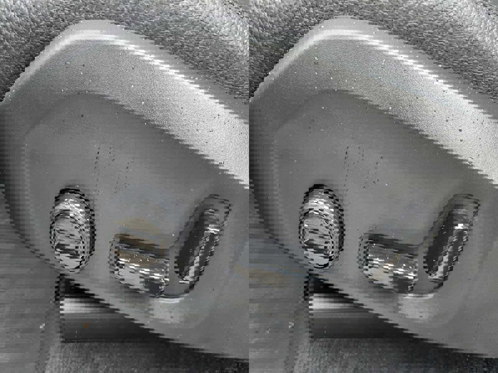 Certified 2025 Volvo XC90 T8 Plus w/ Protection Package Premier image 28