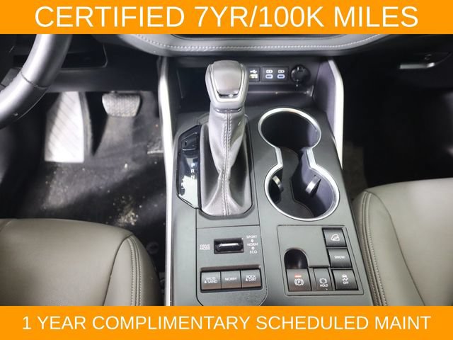 Used 2023 Toyota Highlander LE AWD/4WD image 28