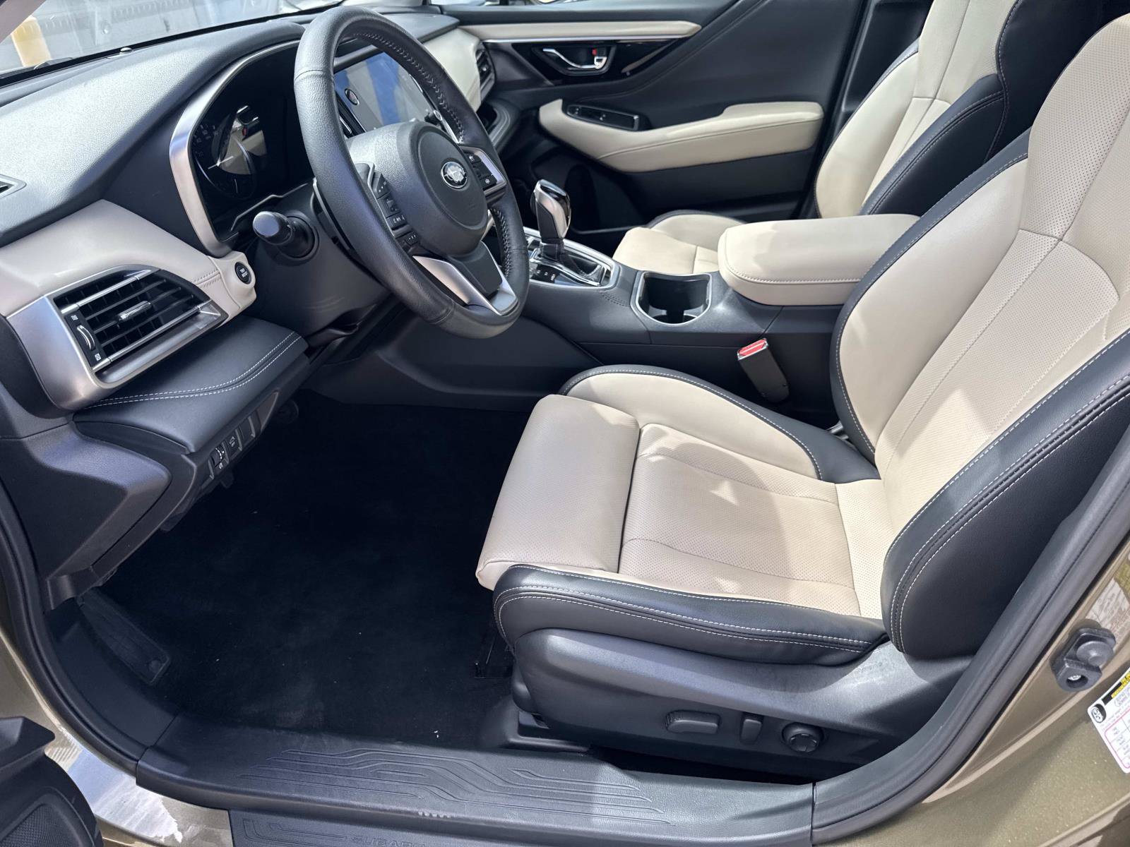 Used 2024 Subaru Outback Limited AWD/4WD image 16