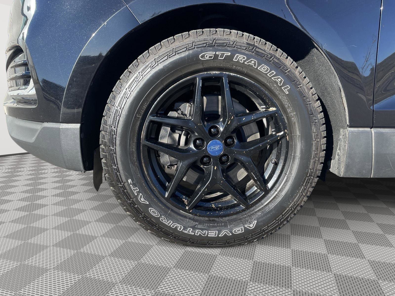 Used 2022 Ford Edge SEL AWD/4WD image 16