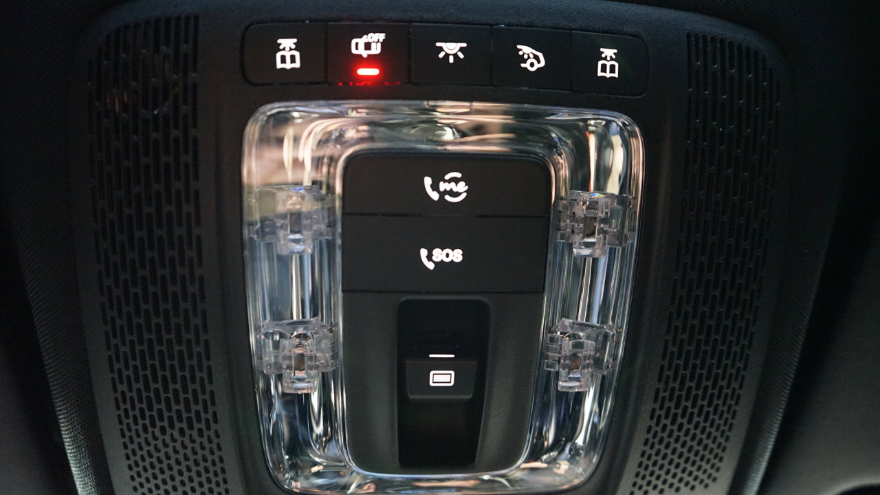 Used 2025 Mercedes-Benz CLA 250 CLA250 w/ Exclusive Package image 19