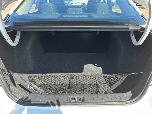 Used 2025 Nissan Versa S w/ Trunk Package image 22