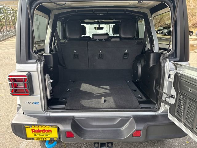 Used 2023 Jeep Wrangler Unlimited Sahara w/ Cold Weather Group image 15
