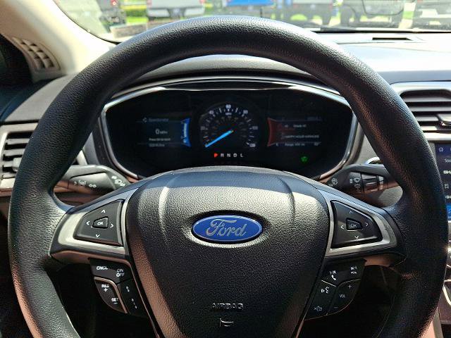 Certified 2020 Ford Fusion SE FWD image 19