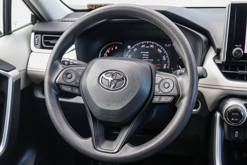 Used 2024 Toyota RAV4 XLE FWD image 14