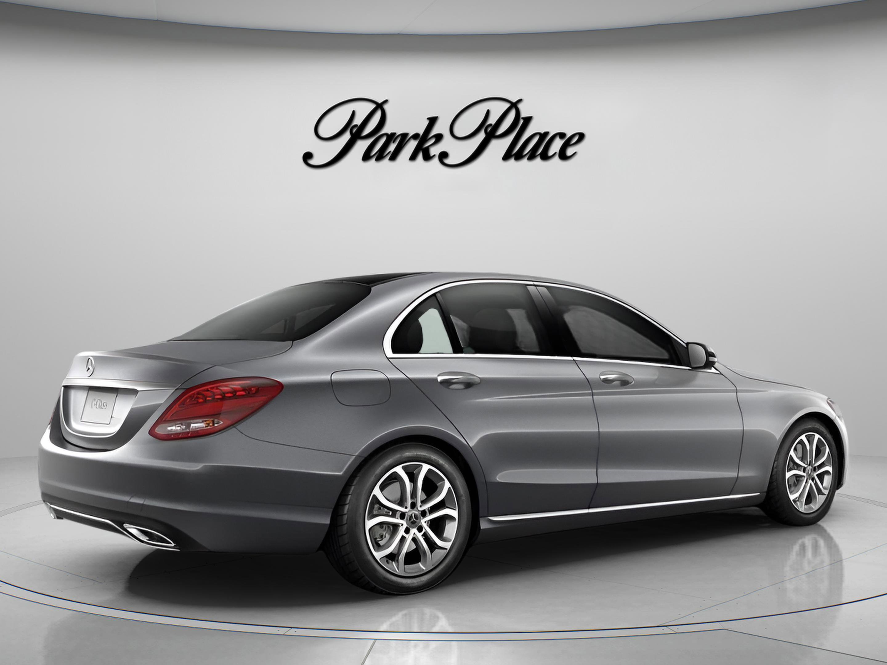 Used 2018 Mercedes-Benz C 300 4MATIC Sedan image 21