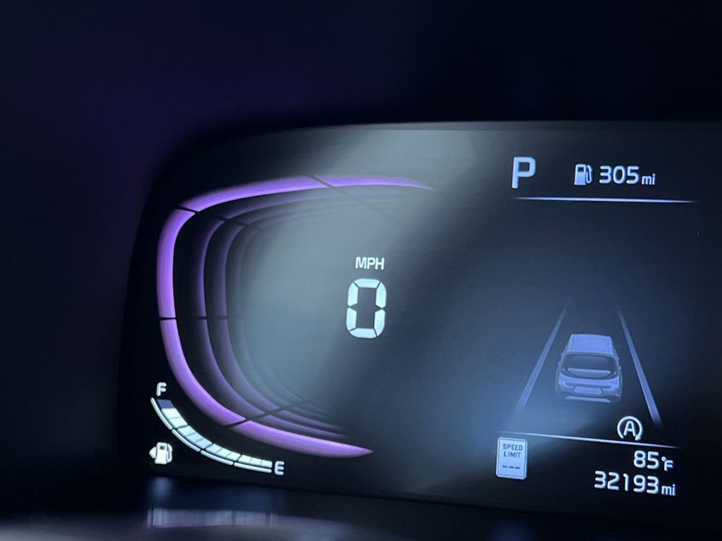 Used 2024 Kia Soul LX w/ Option Group 015 image 17