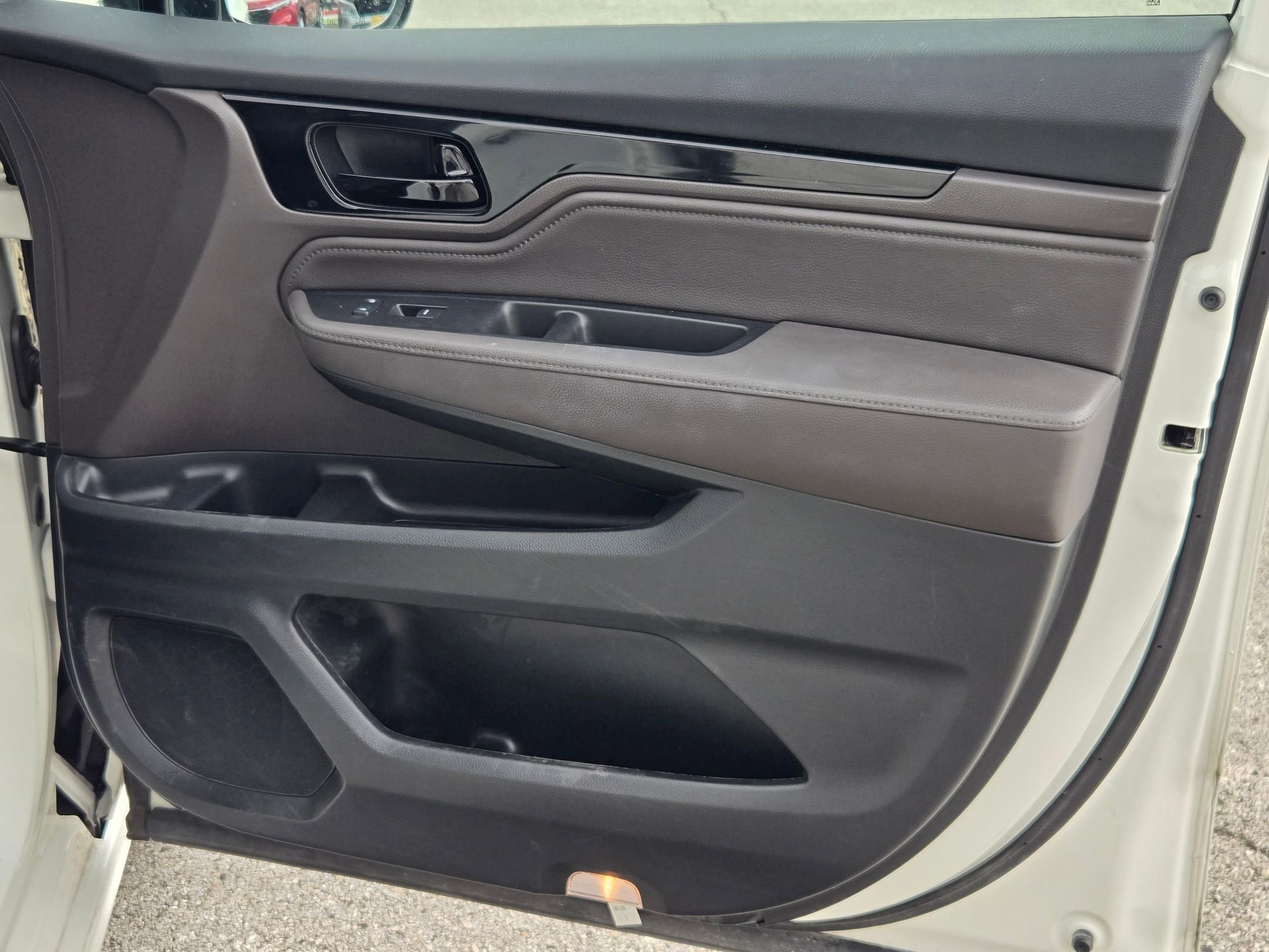 Used 2019 Honda Odyssey Elite image 25