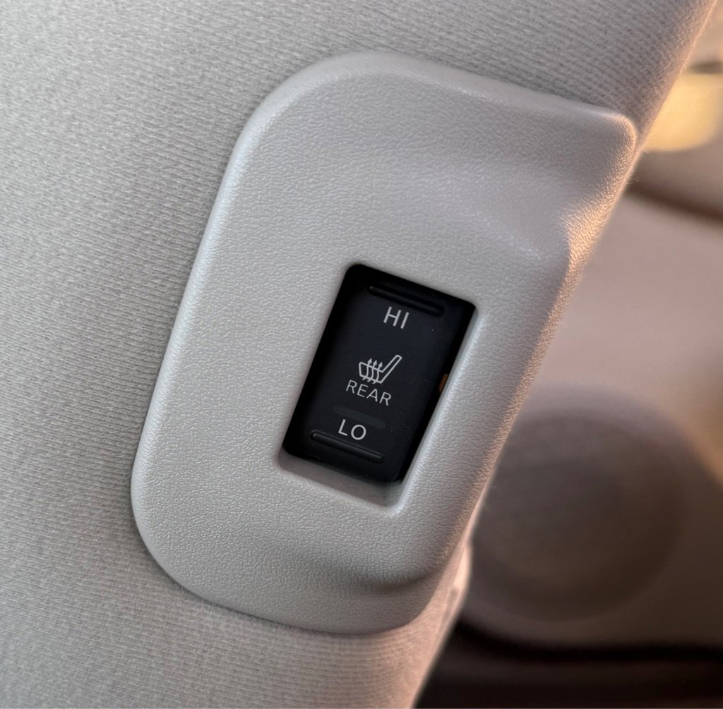 Used 2012 Nissan Leaf SL image 12