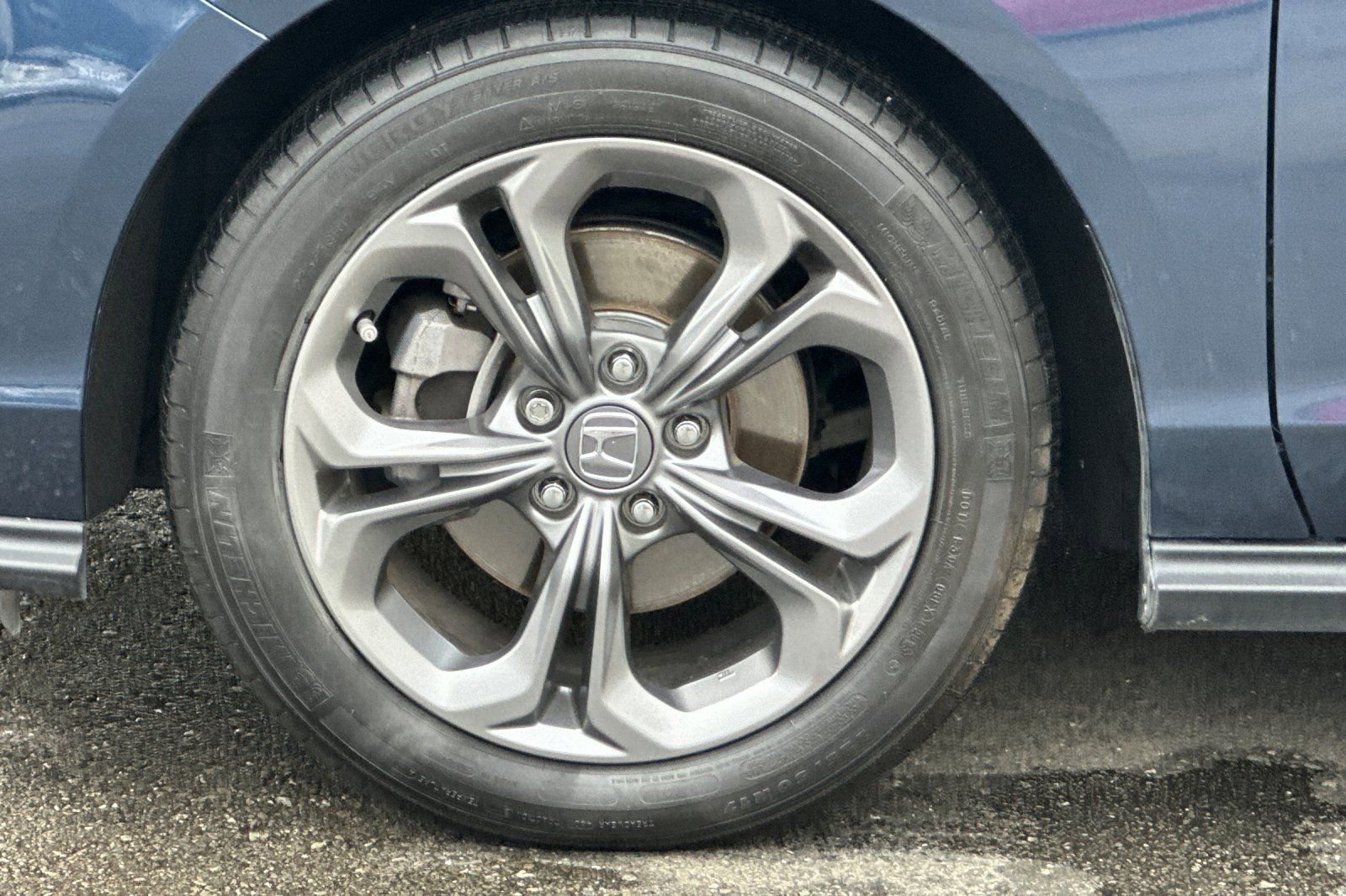 Used 2023 Honda Accord EX image 28