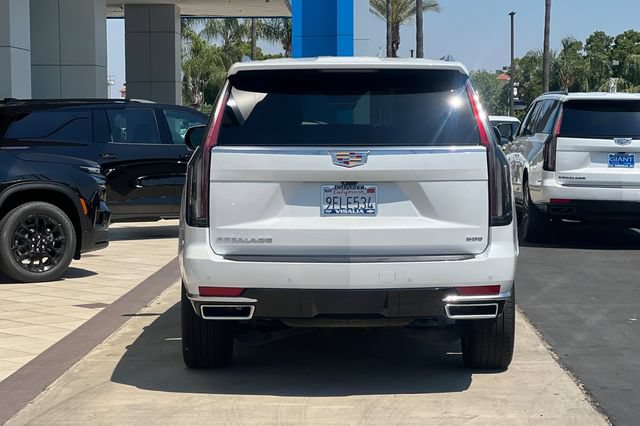Used 2023 Cadillac Escalade Premium Luxury AWD/4WD image 5