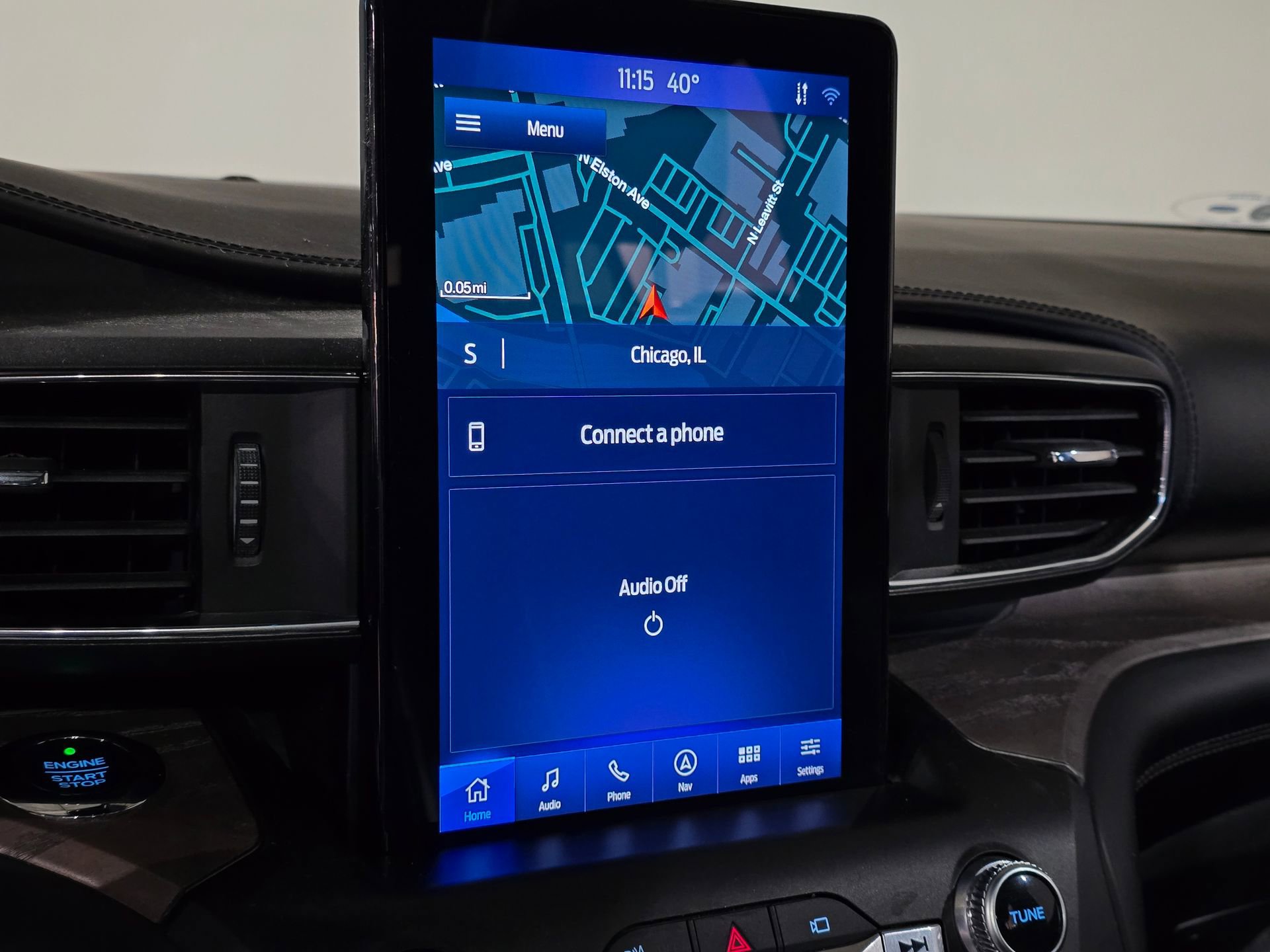 Used 2020 Ford Explorer Platinum w/ Premium Technology Package image 28