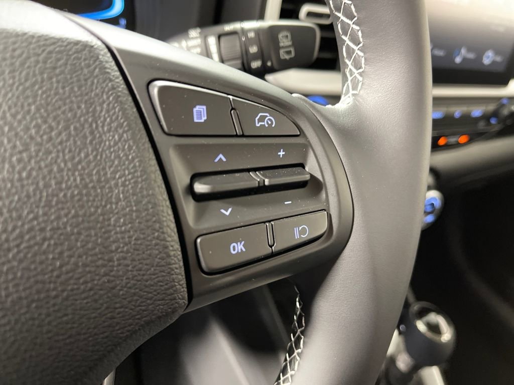 New 2026 Hyundai Venue SEL FWD image 26