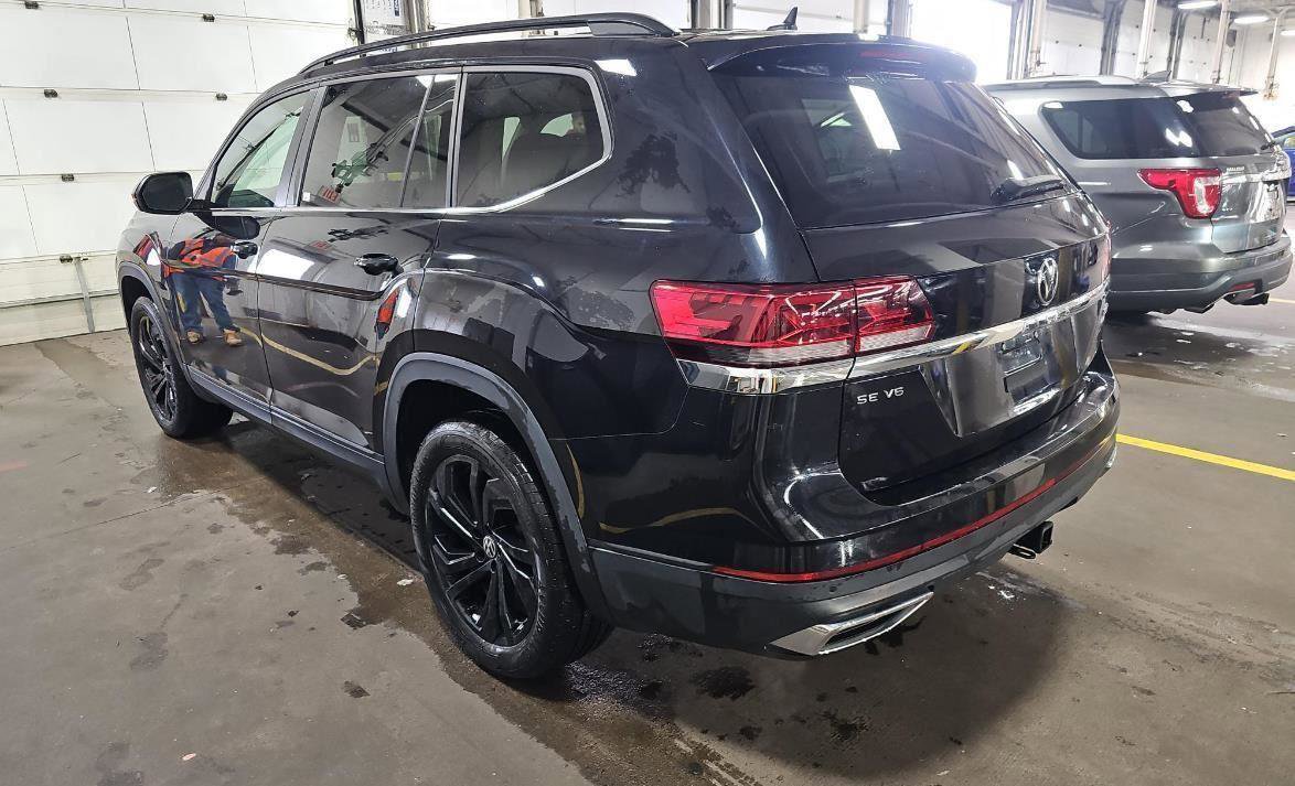 Used 2022 Volkswagen Atlas SE image 9