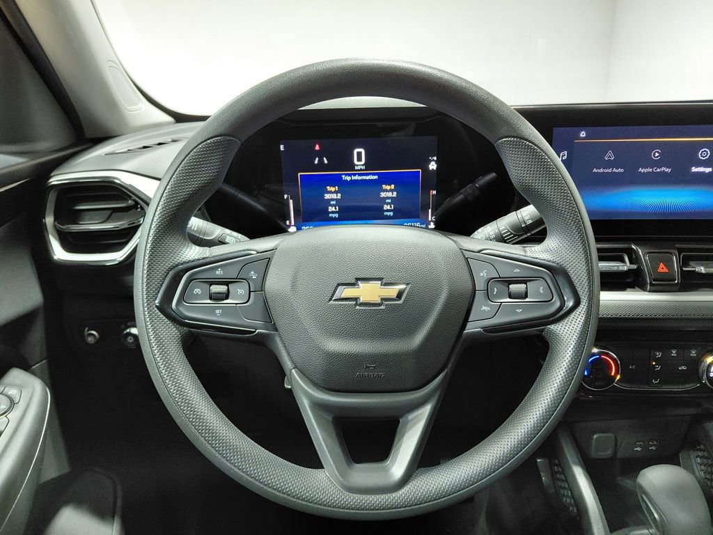 Used 2025 Chevrolet TrailBlazer LT FWD image 21