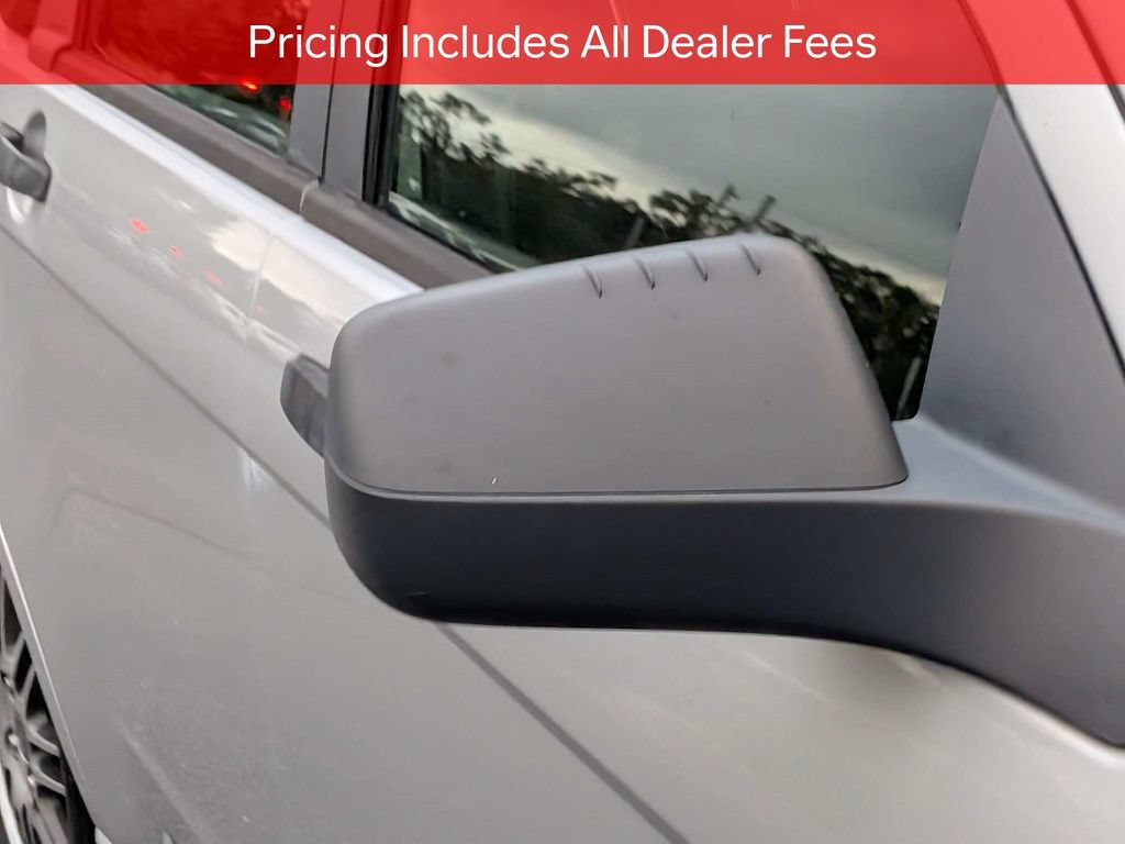 Used 2010 Ford Focus SE FWD image 12