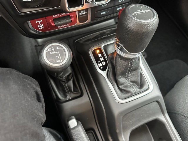 New 2025 Jeep Gladiator Willys image 33