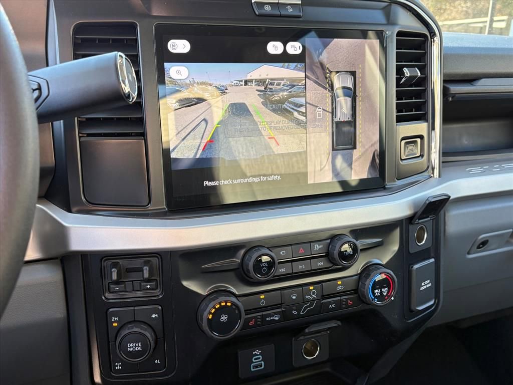 New 2026 Ford F250 XLT w/ XLT Premium Package image 8