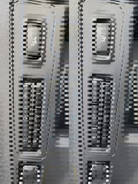 New 2025 Ford Expedition Max Active image 10