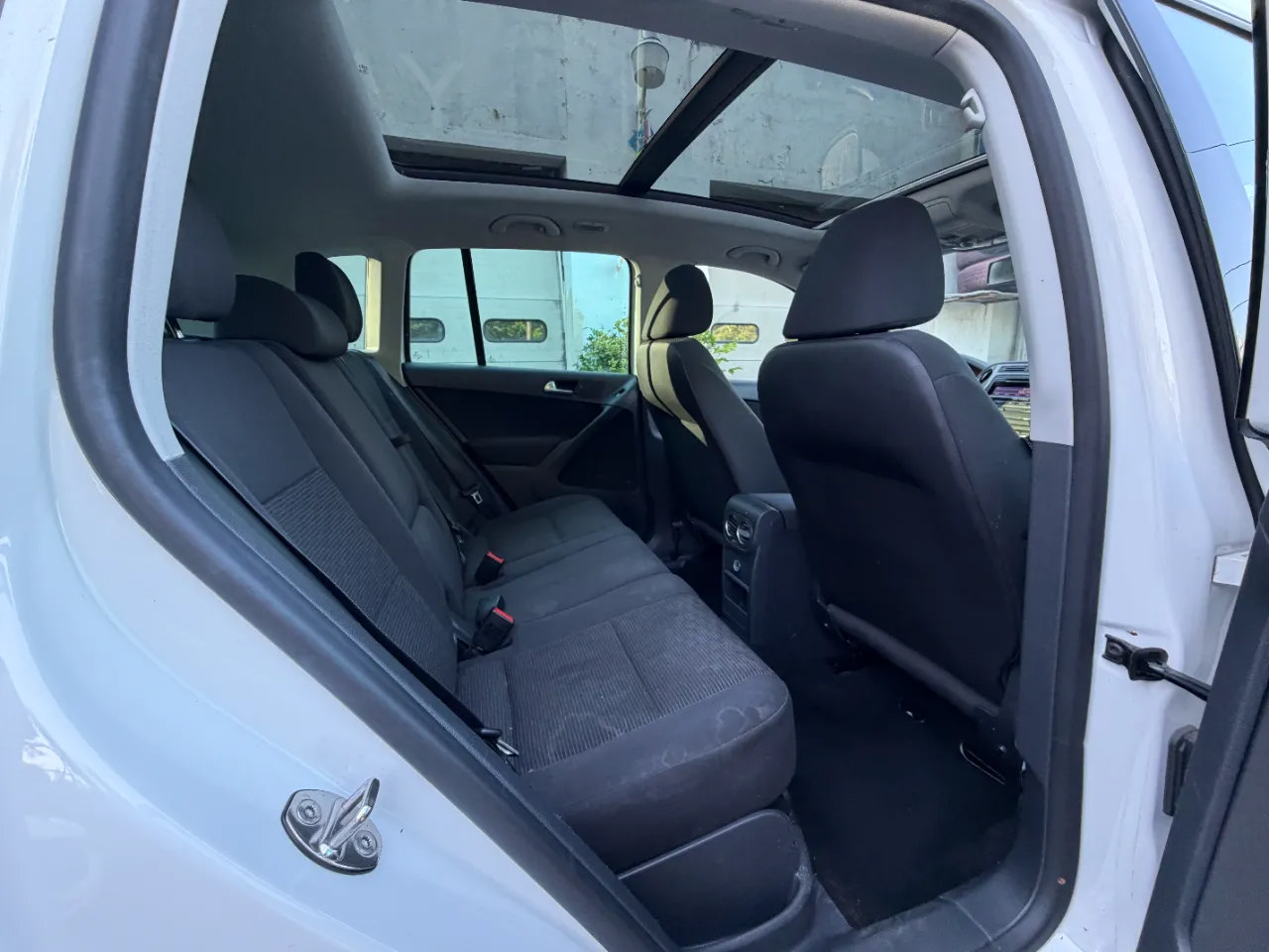 Used 2013 Volkswagen Tiguan S FWD image 31