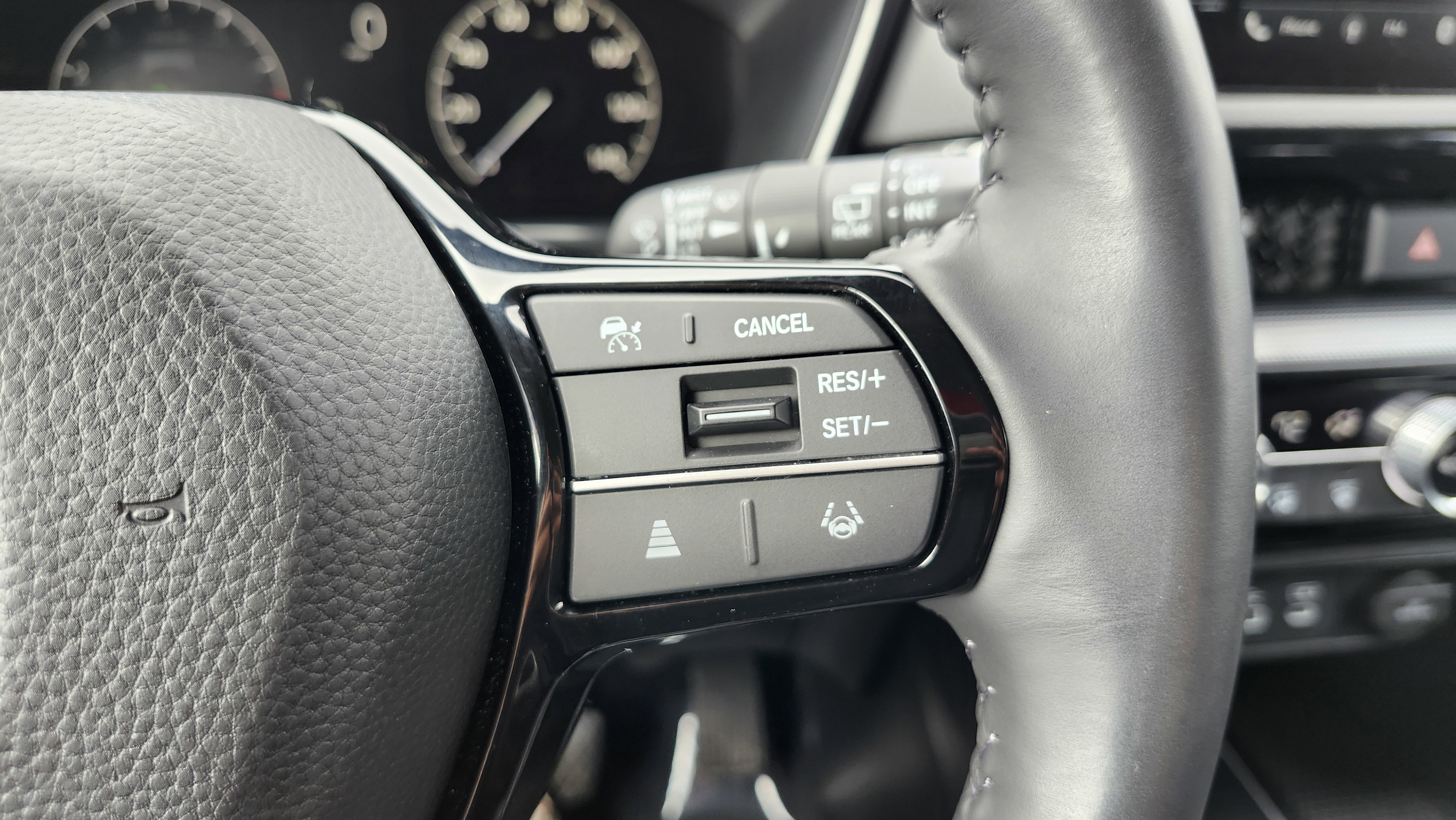 Used 2024 Honda CR-V EX-L image 37