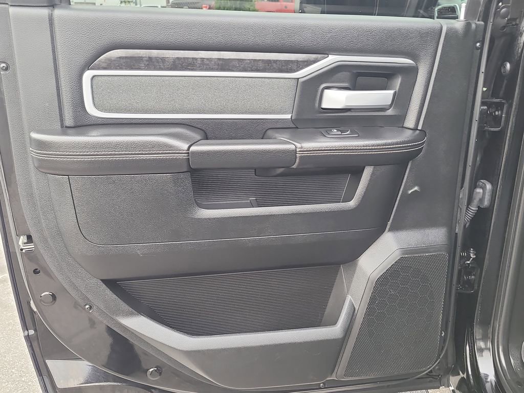 Certified 2022 RAM 3500 Big Horn w/ Level C Equiment Group image 10