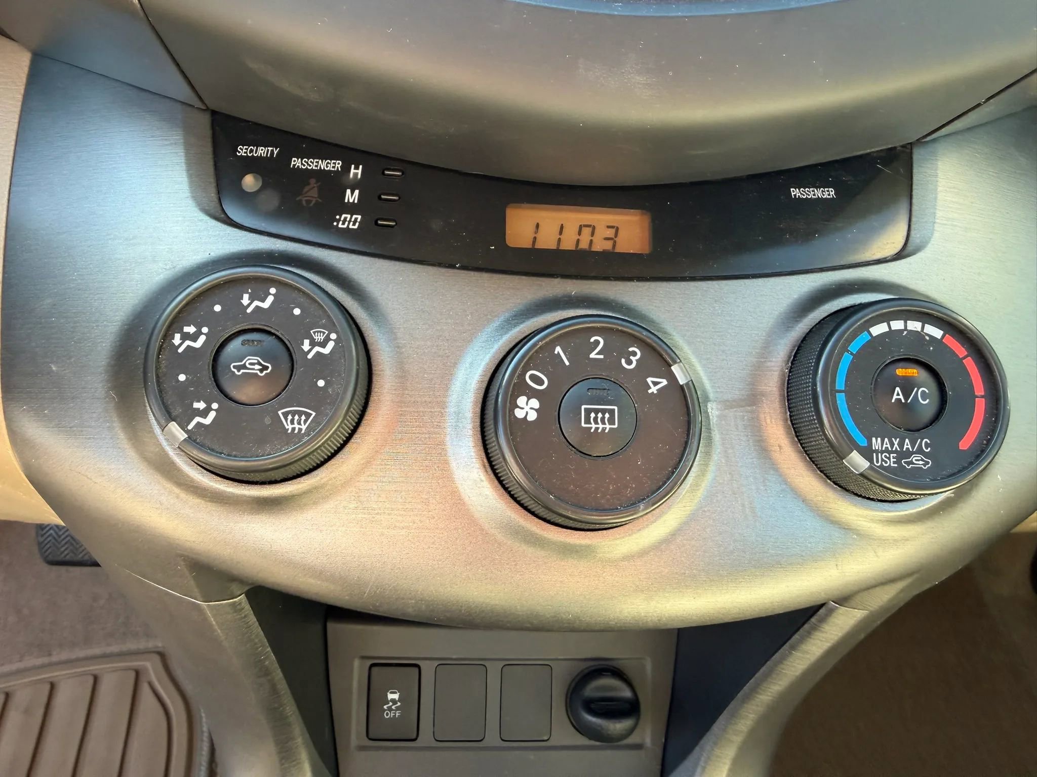 Used 2011 Toyota RAV4 4WD w/ Base L4 Extra Value Pkg image 15