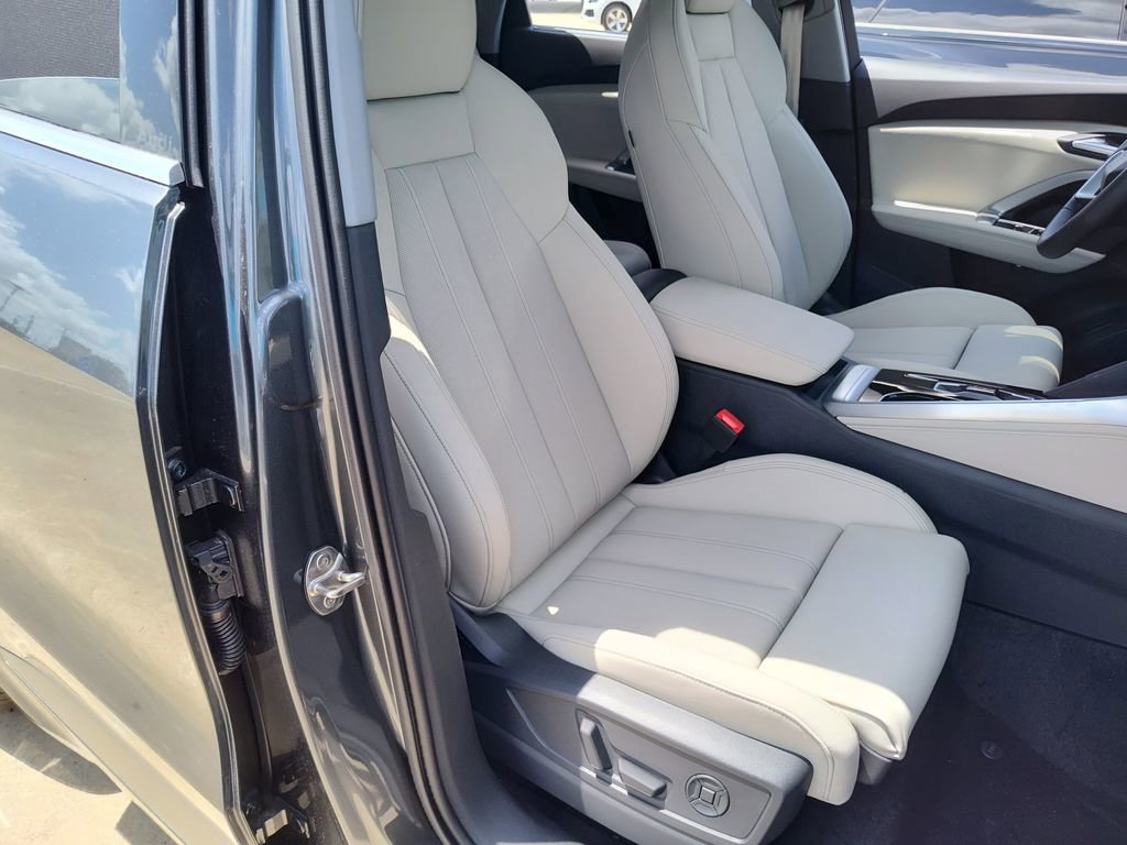 New 2026 Audi Q5 Premium Plus image 12