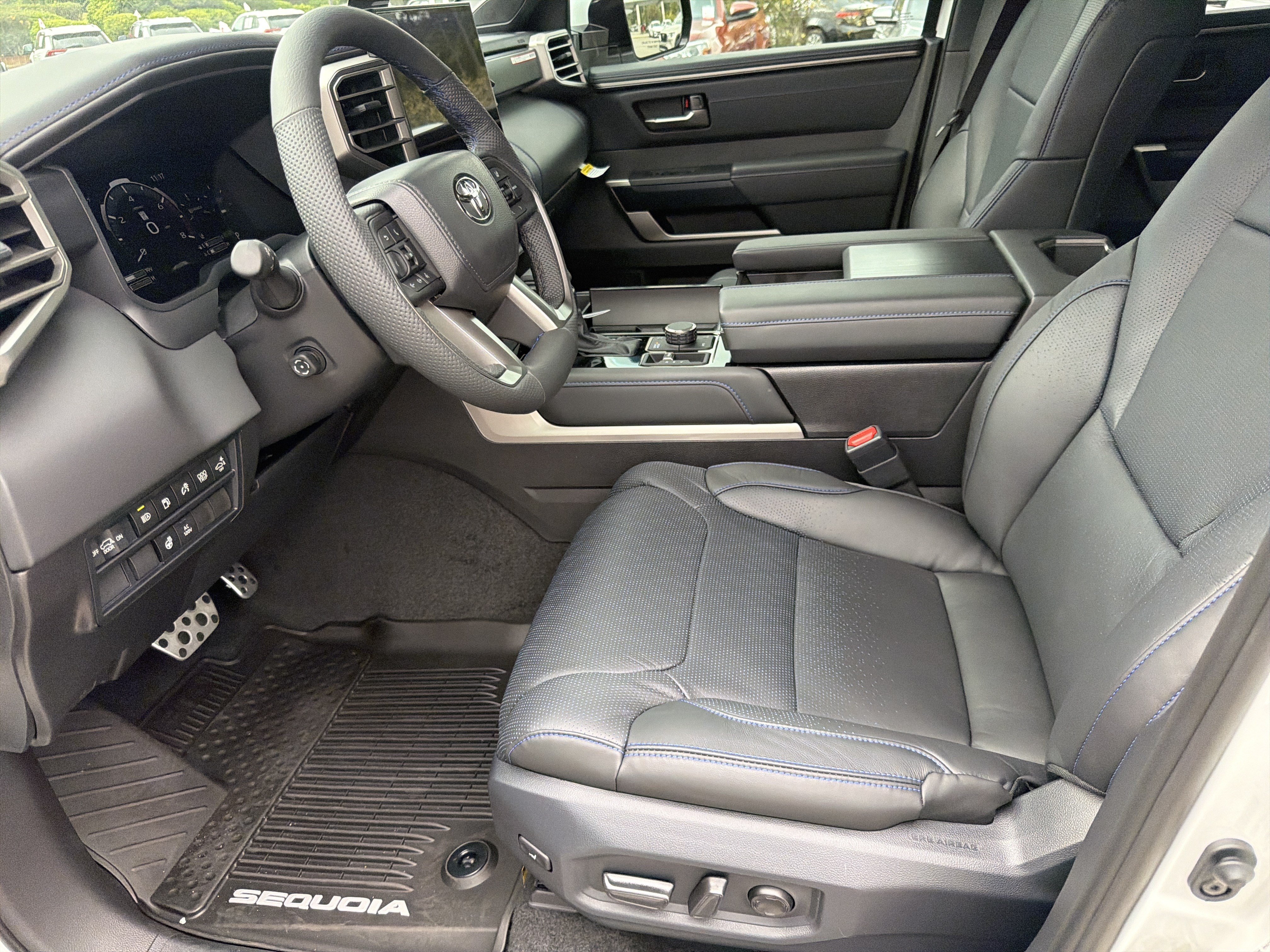 New 2026 Toyota Sequoia Platinum w/ TRD Off-Road Package AWD/4WD image 9