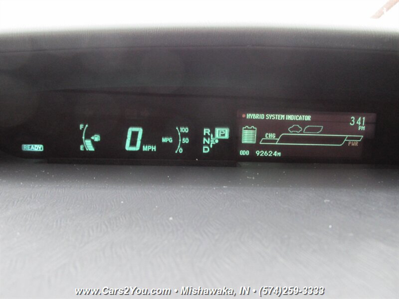 Used 2015 Toyota Prius Five FWD image 23