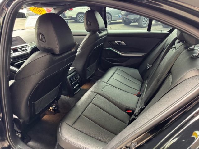 Used 2021 BMW 330e xDrive image 13