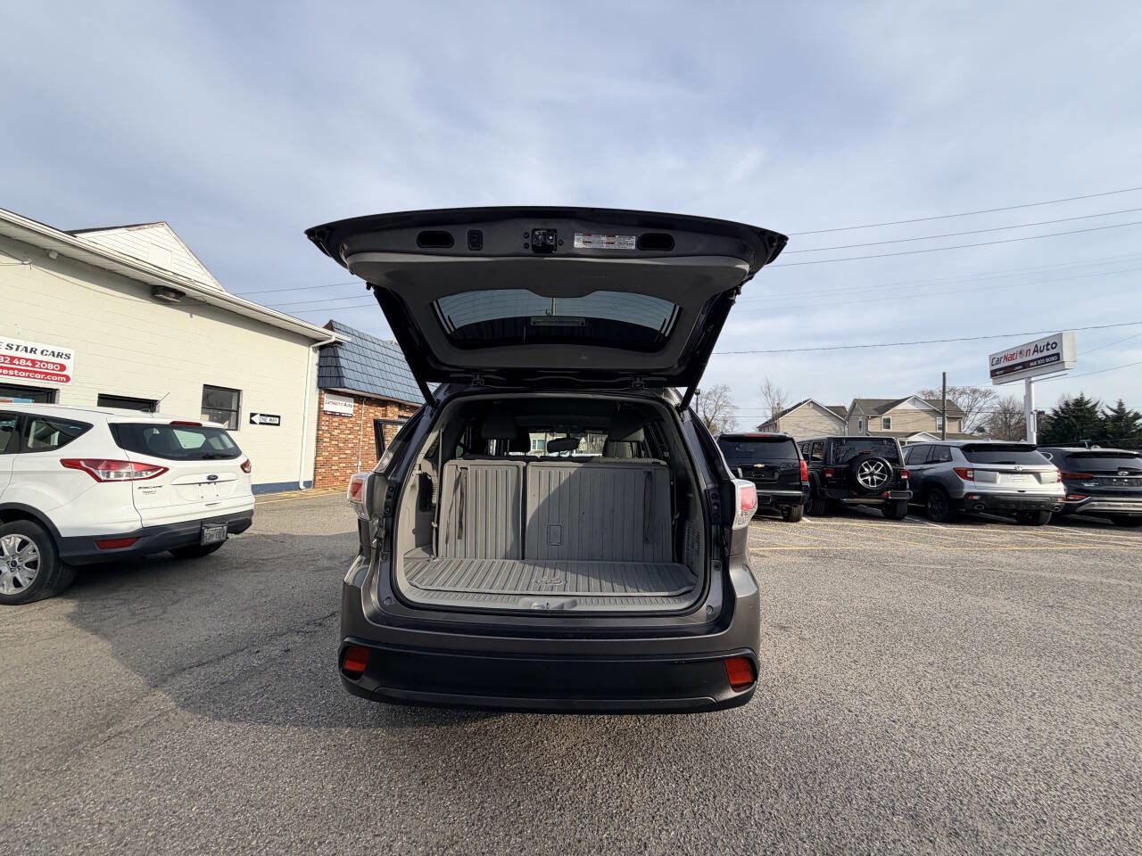 Used 2015 Toyota Highlander Plus AWD/4WD image 22