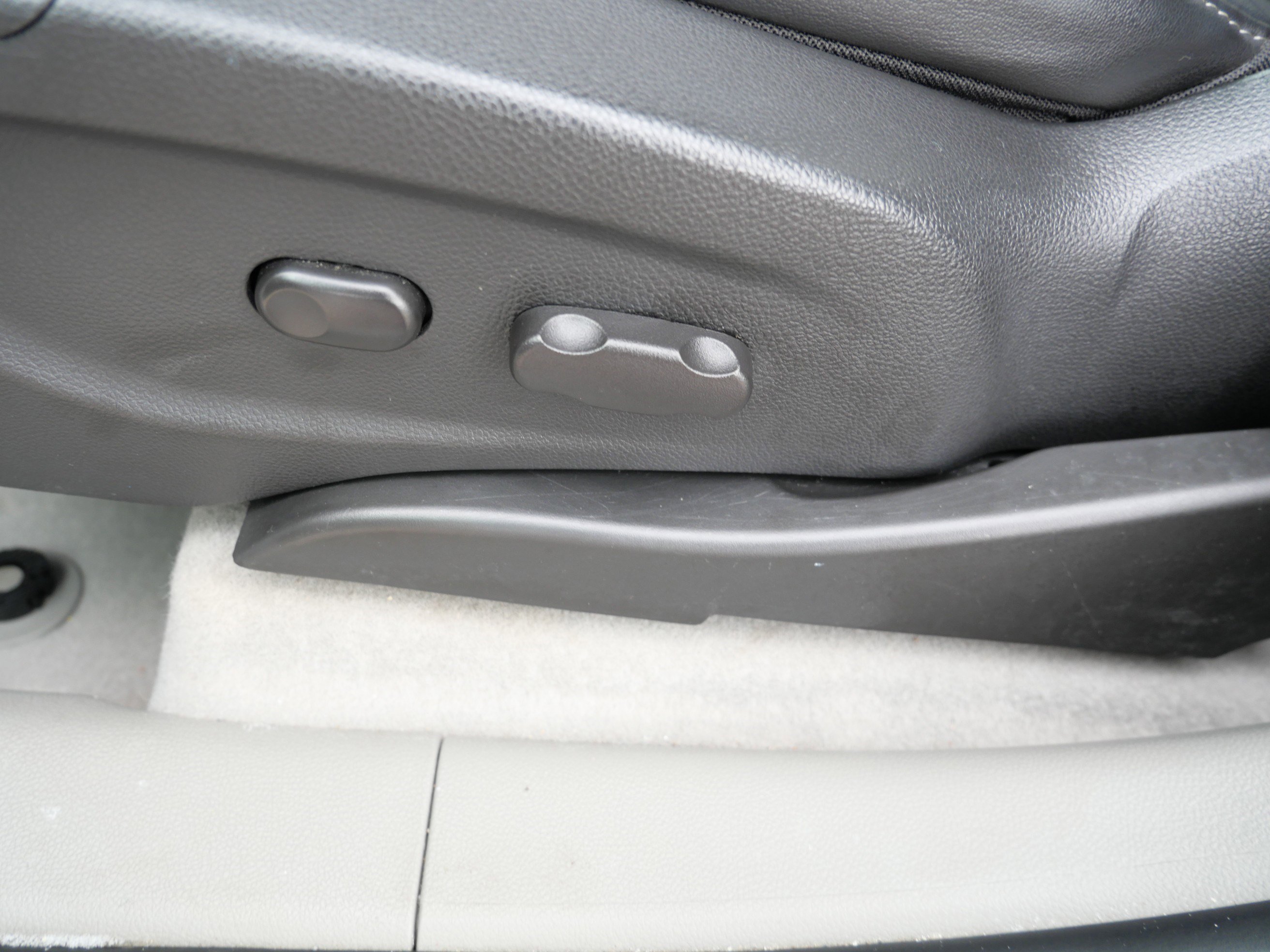 Used 2015 Buick Encore Convenience image 20