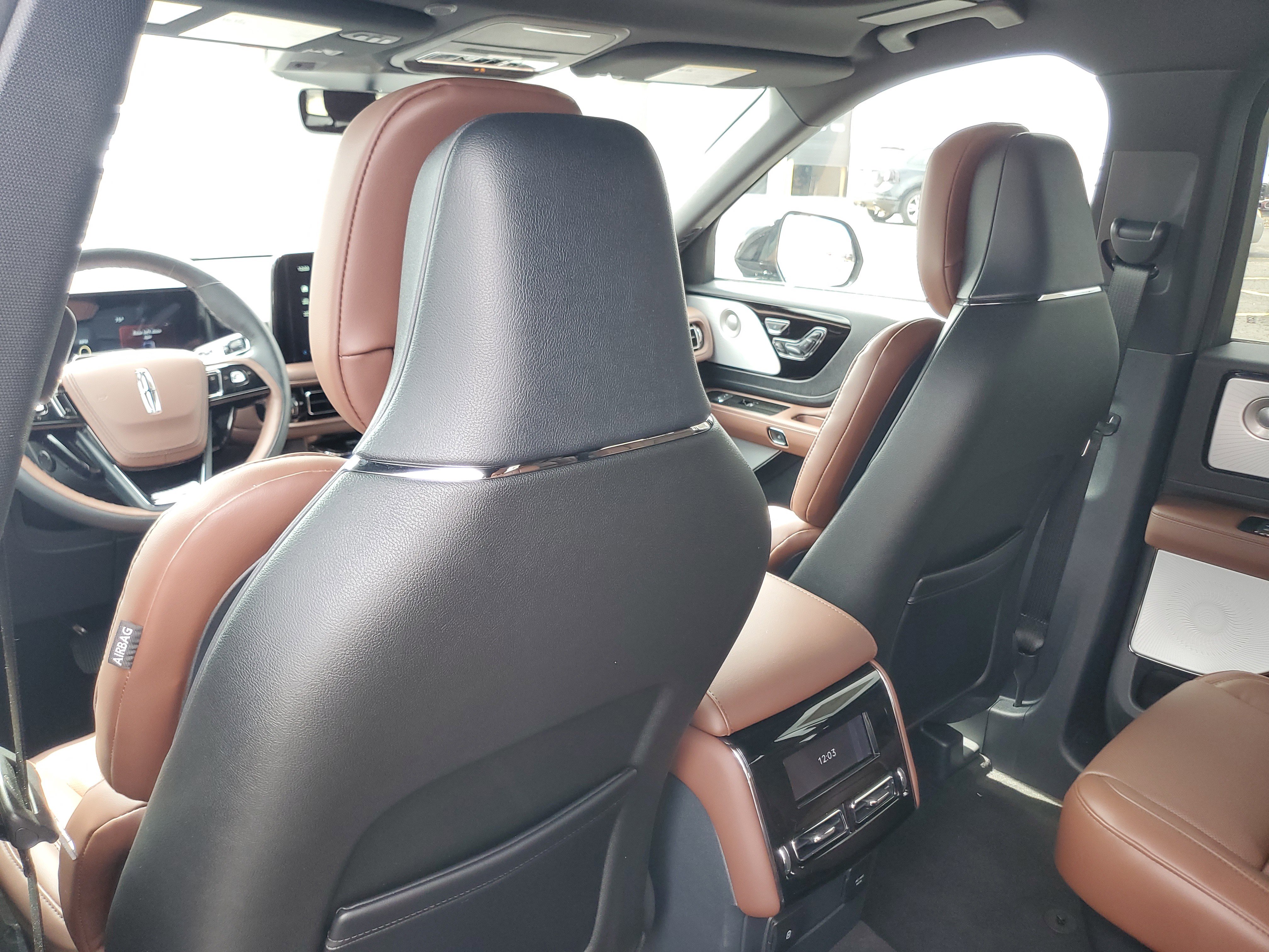 New 2026 Lincoln Aviator Reserve AWD/4WD image 23