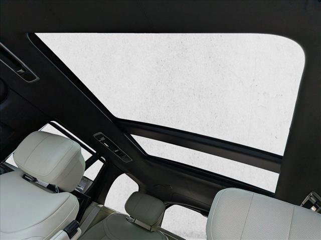 Certified 2024 Land Rover Range Rover Autobiography image 13