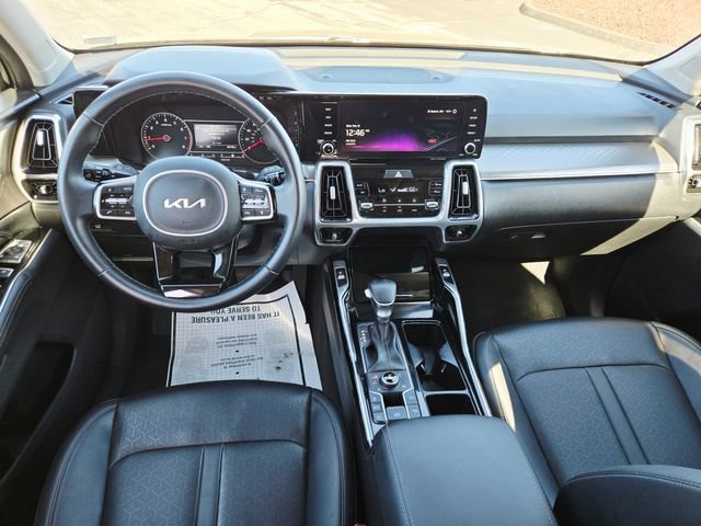 Used 2022 Kia Sorento SX image 9
