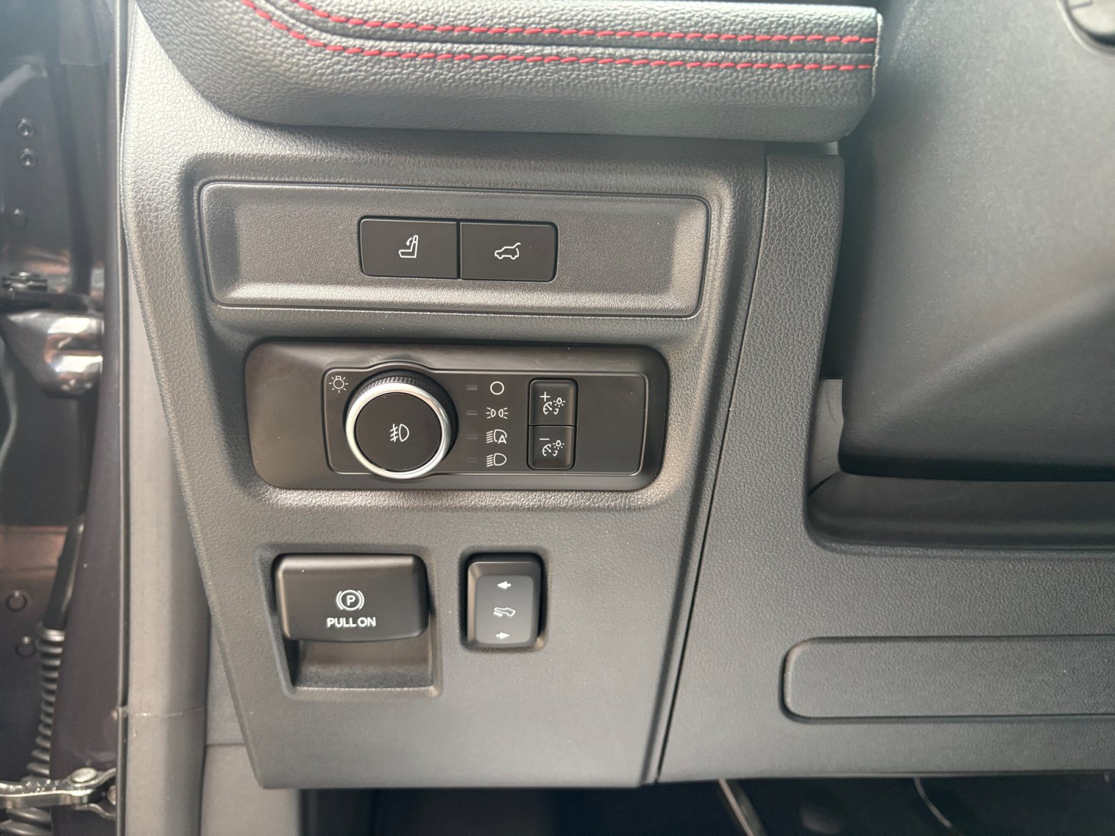 Used 2023 Ford Expedition Limited RWD image 26