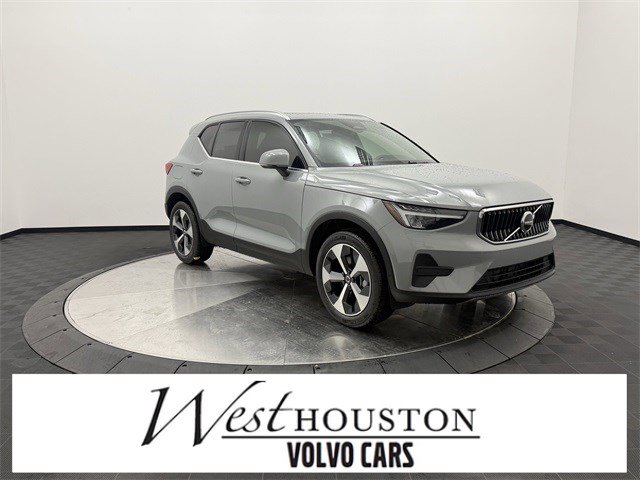 New 2025 Volvo XC40 B5 Core w/ Protection Package Premier