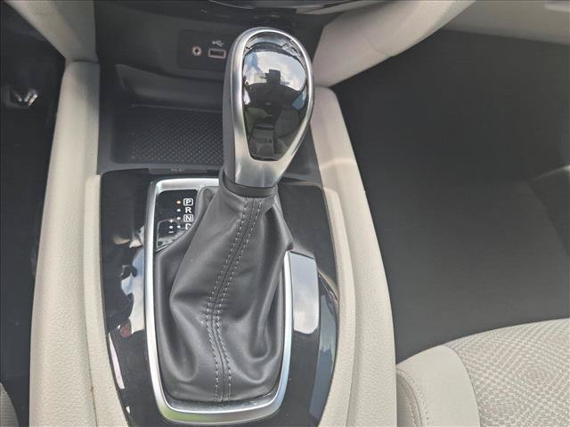 Used 2020 Nissan Rogue Sport SV w/ All-Weather Package FWD image 11