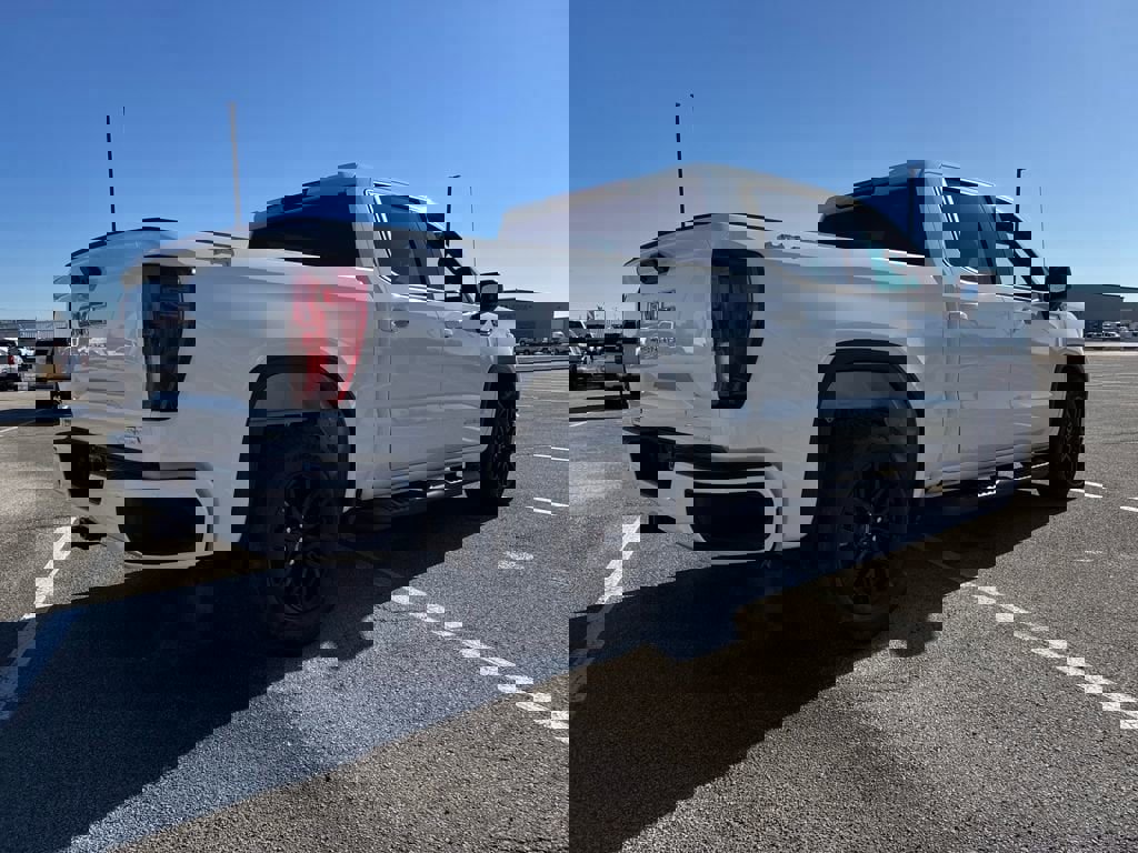 New 2026 GMC Sierra 1500 Elevation w/ Elevation Select Package image 7