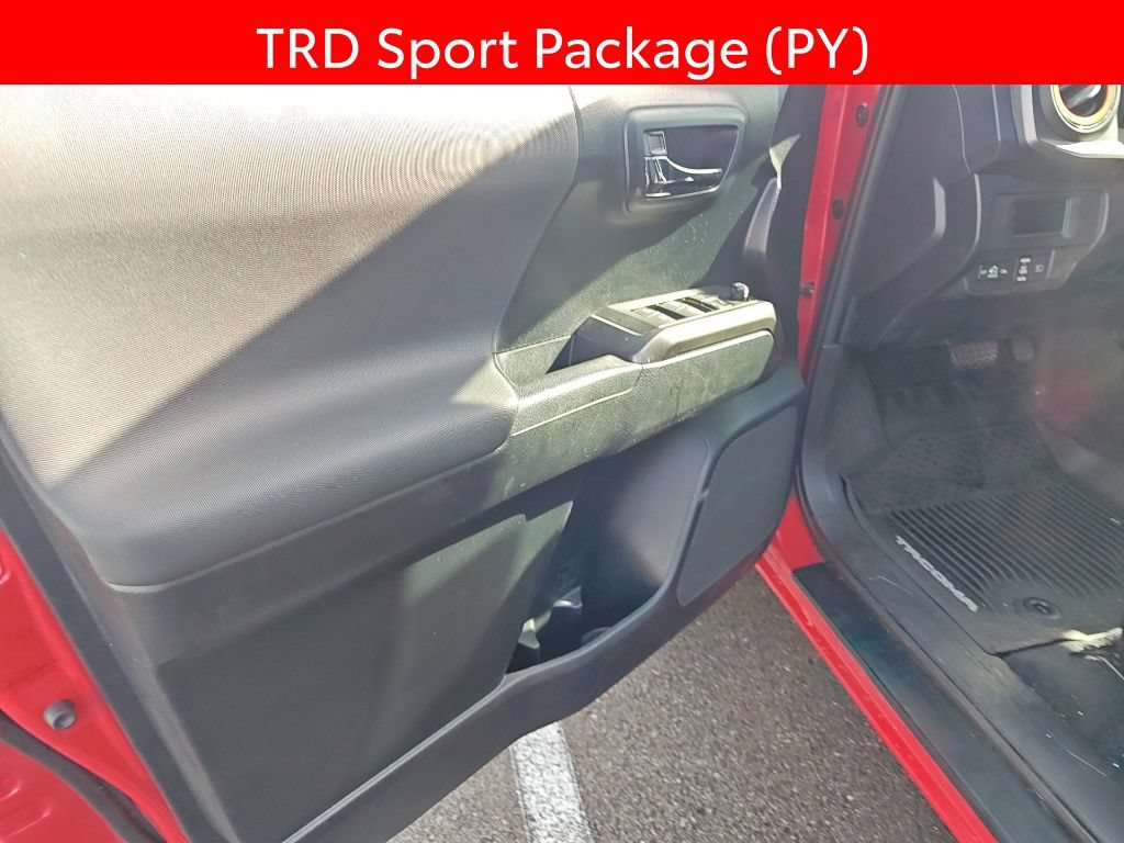 Used 2019 Toyota Tacoma TRD Sport AWD/4WD image 6