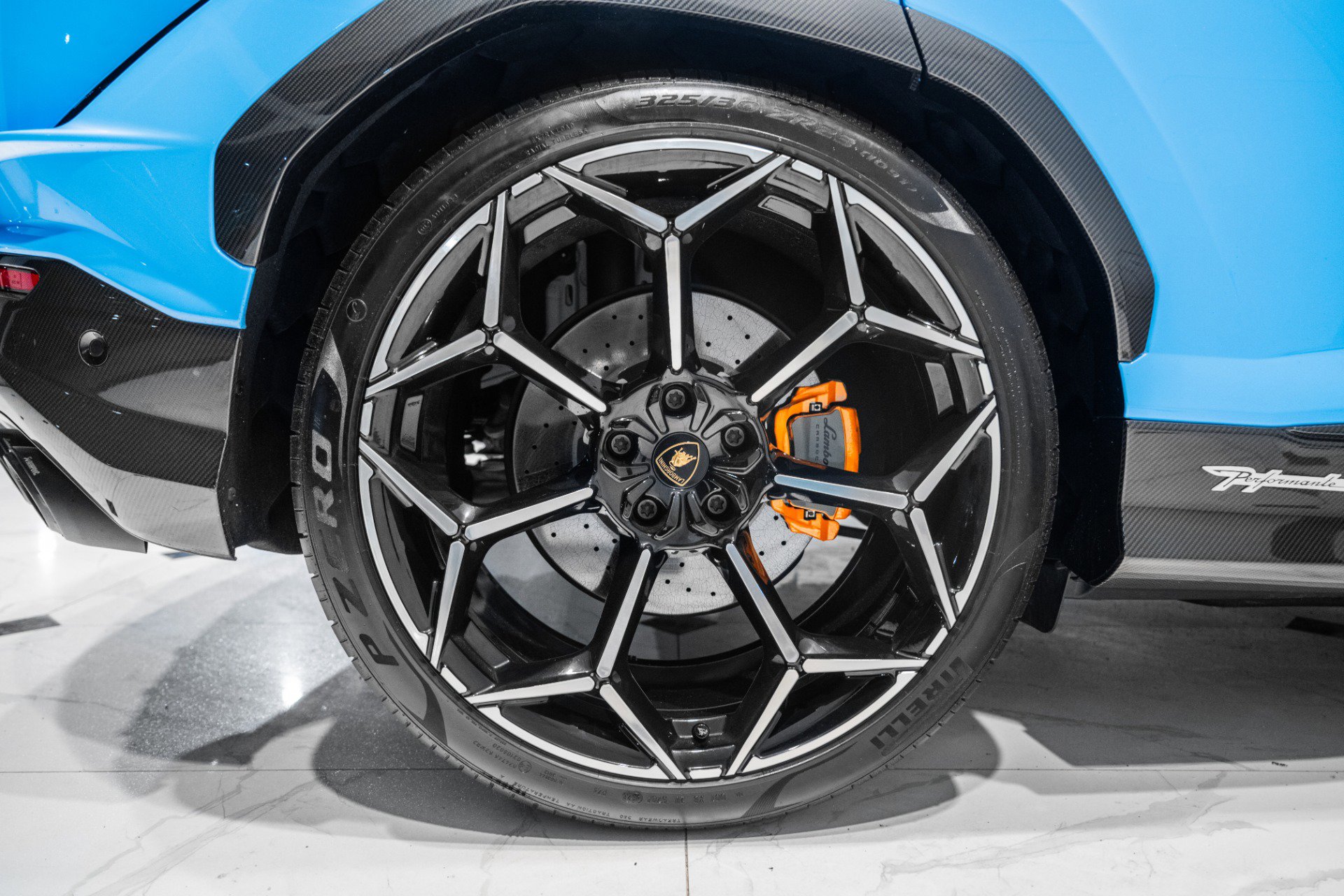 Used 2024 Lamborghini Urus Performante image 17