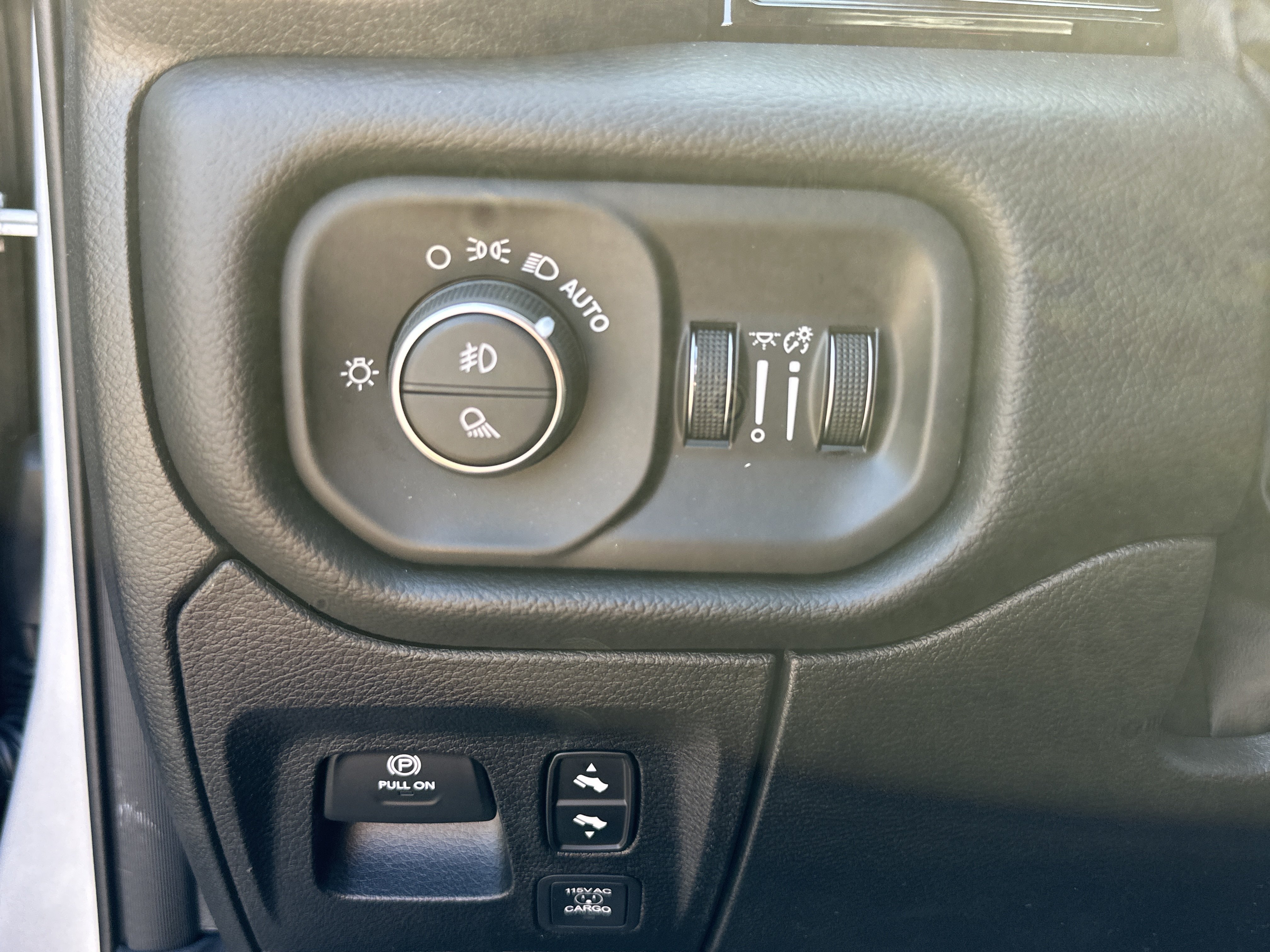 New 2026 RAM 1500 Laramie w/ Night Edition AWD/4WD image 11