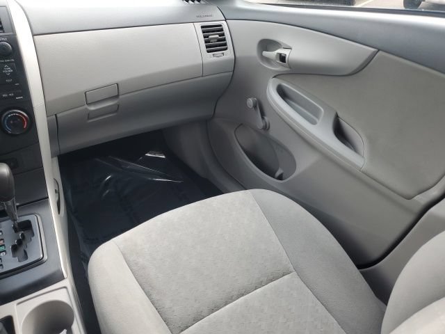 Used 2009 Toyota Corolla FWD image 16