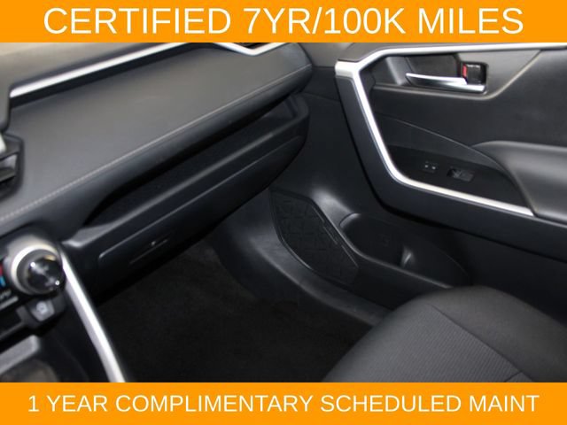 Used 2025 Toyota RAV4 XLE AWD/4WD image 17
