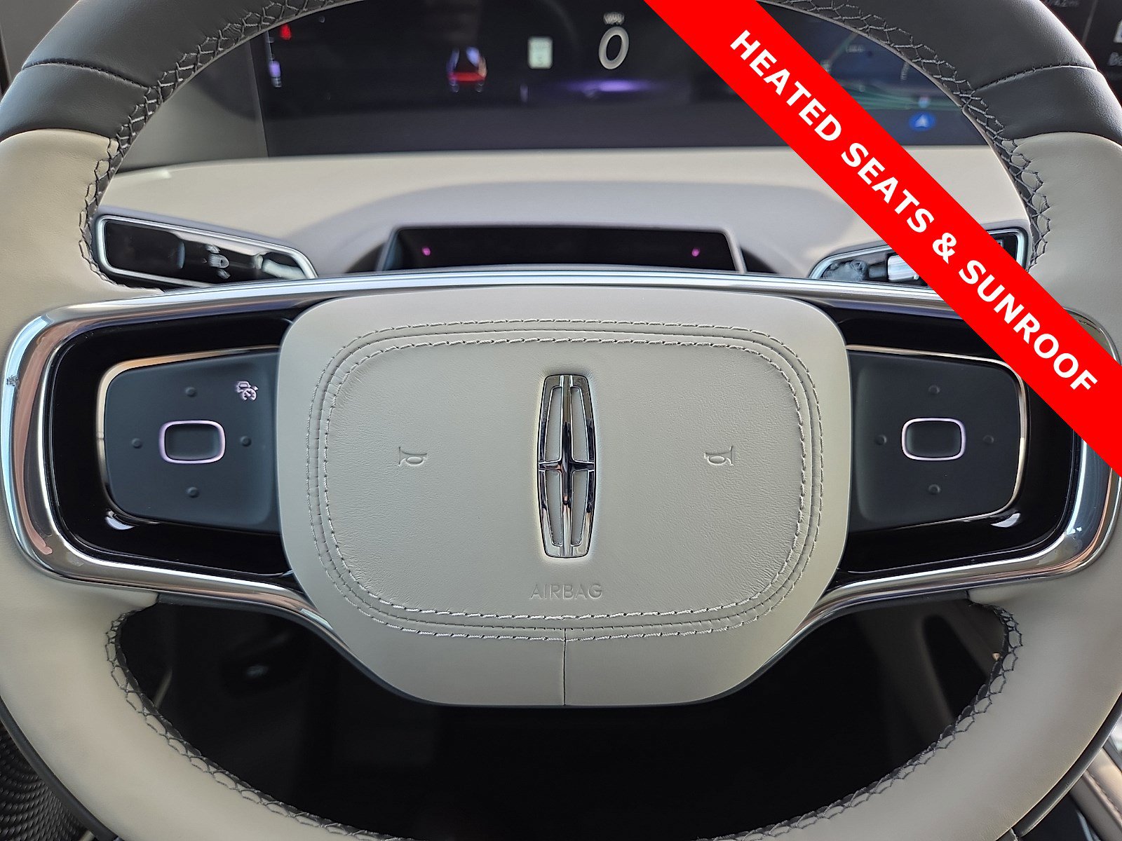 Used 2025 Lincoln Nautilus Reserve image 24